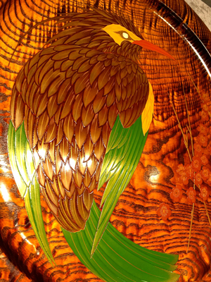 出展作品：欅拭漆飾盆「鳥季」